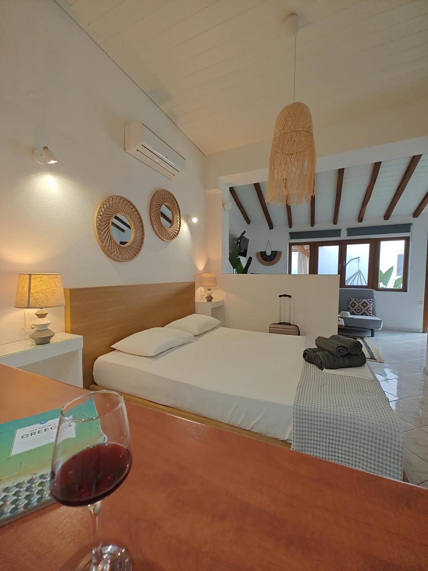 Del Sol Suites Città di Skiathos Esterno foto